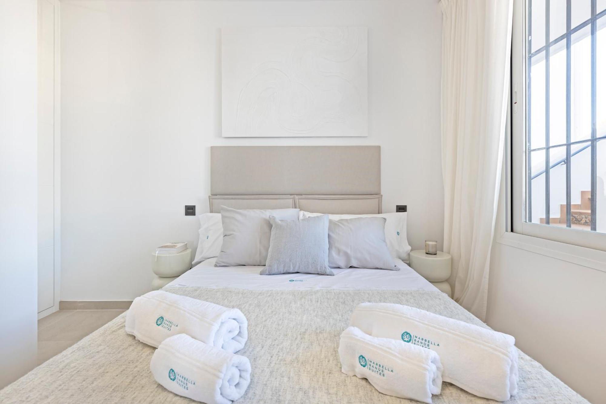 Banus - Beautiful Modern Flat Sea Views Apartemen *