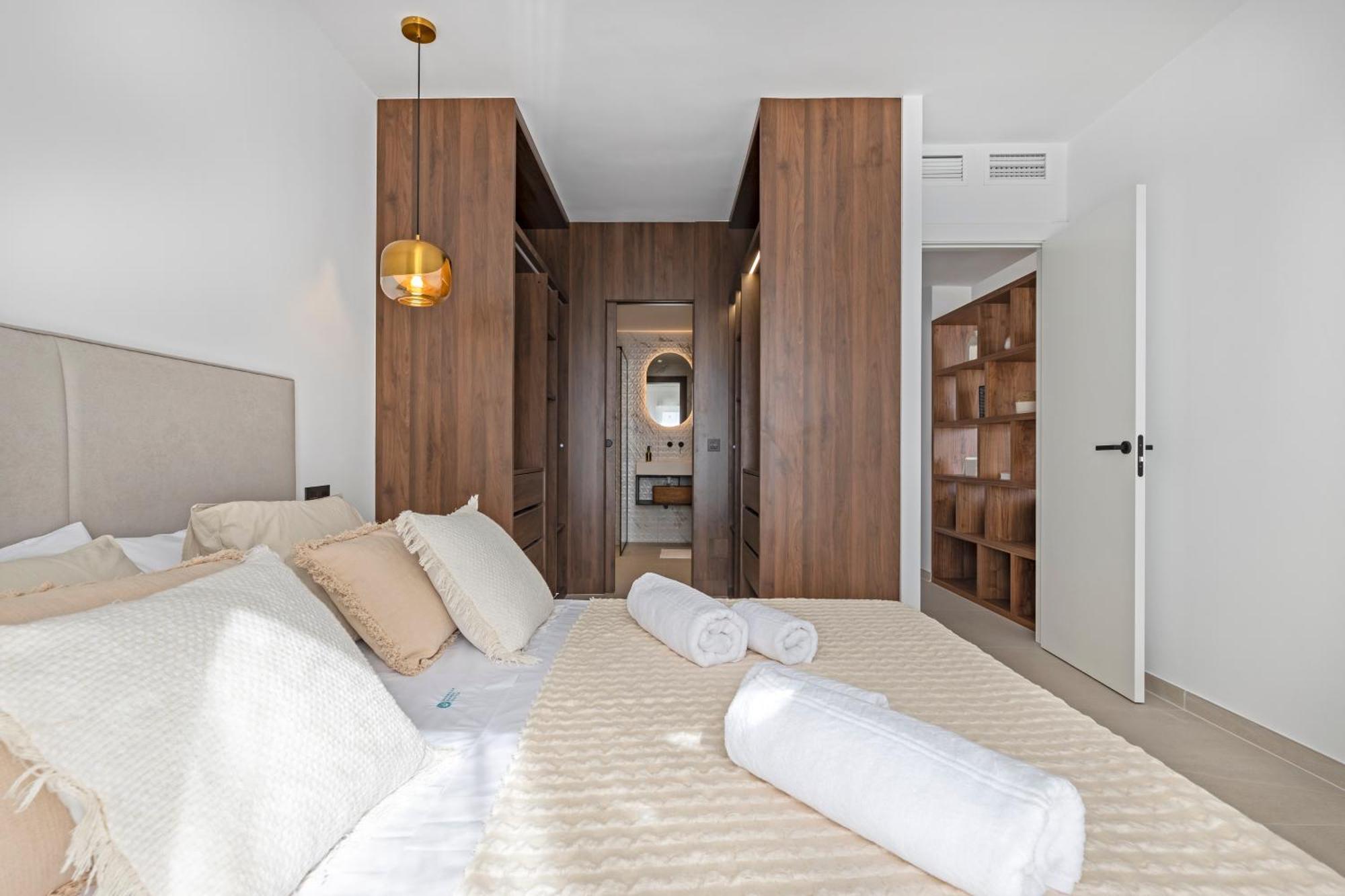 Banus - Beautiful Modern Flat Sea Views Apartemen